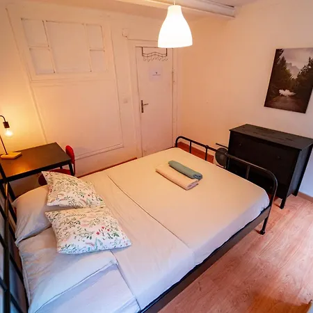 Homestay szállás Bedrooms In Bairro Alto