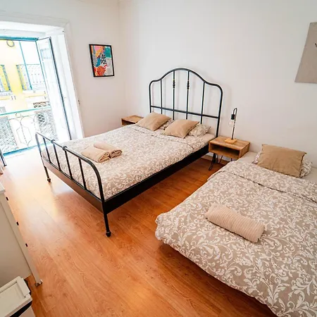 Homestay szállás Bedrooms In Bairro Alto