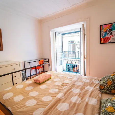Bedrooms In Bairro Alto ליסבון