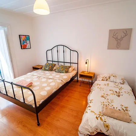 Homestay szállás Bedrooms In Bairro Alto