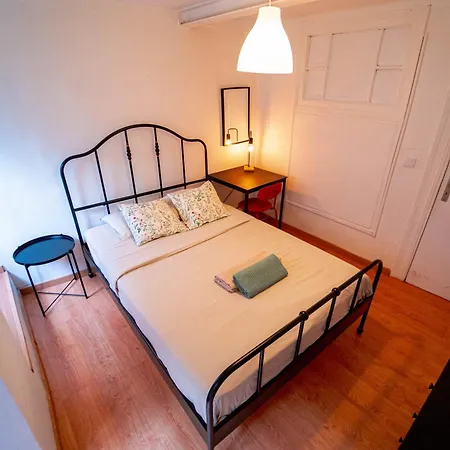 Bedrooms In Bairro Alto ליסבון